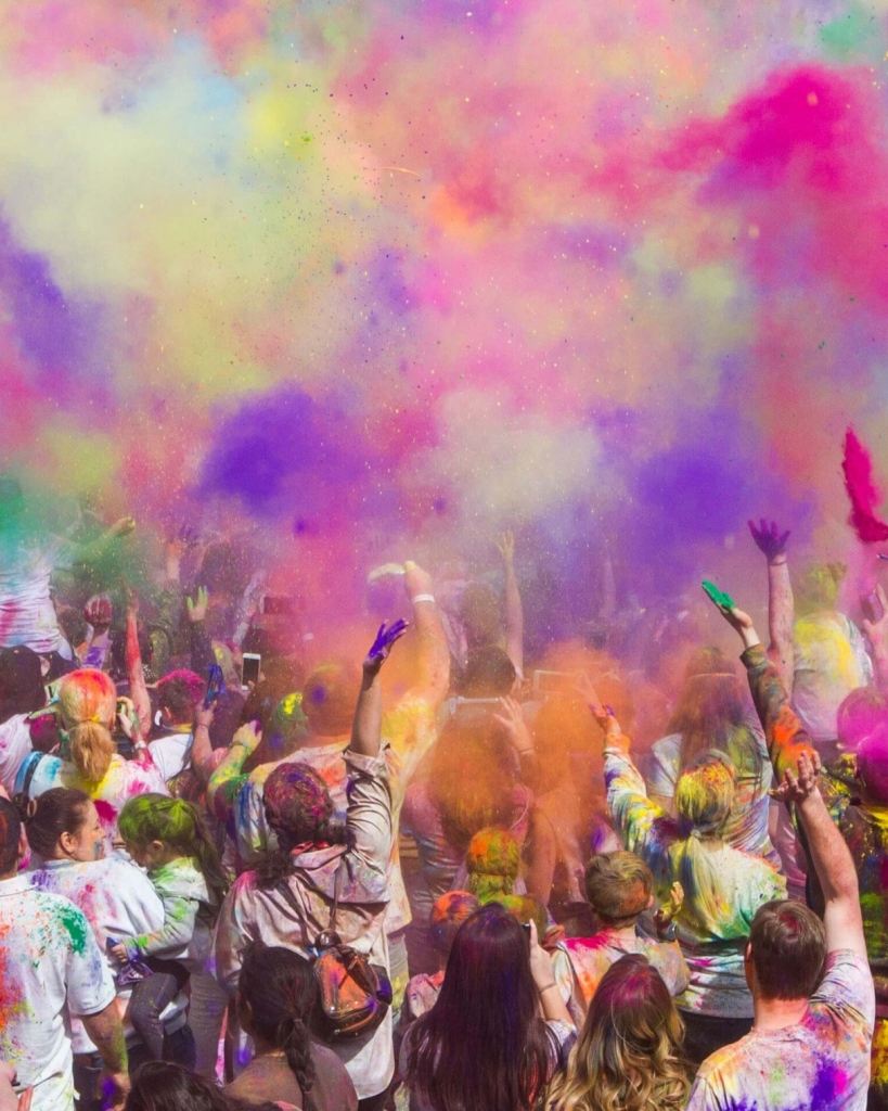 Holi festival Por john-thomas-unsplash